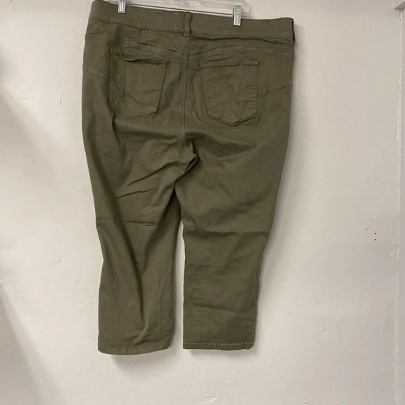 Torrid Pants Feel the Fit Super Soft Crop Bombshell Skinny Womens Size 20 - Picture 3 of 9